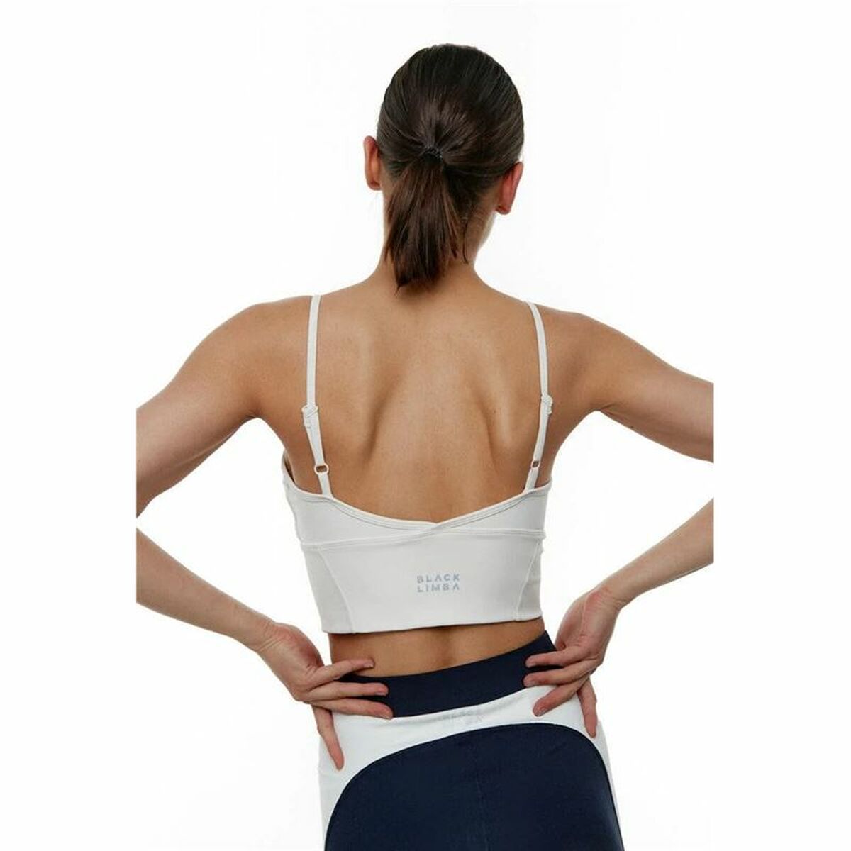 V4H1EC0EF3E35E51872097496D063EAB20BR5504243P3